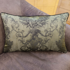 baroque-lumbar-cushion
