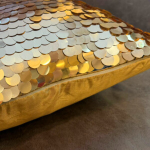 scalloped pillow