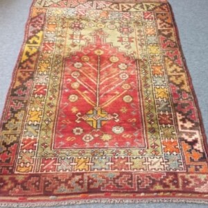 ethnic rug